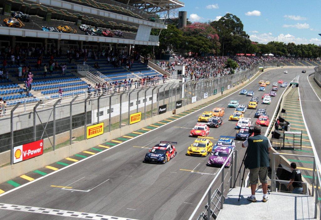Stock Car: velocidade e adrenalina na pista de Interlagos