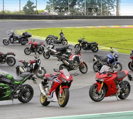 Fabricantes de motos prometem novidades no Festival de Interlagos –  AutoIndústria
